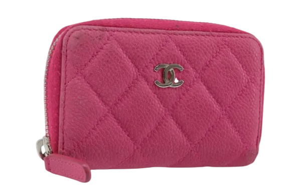 CHANEL Matelass Mützenetui Kaviarleder